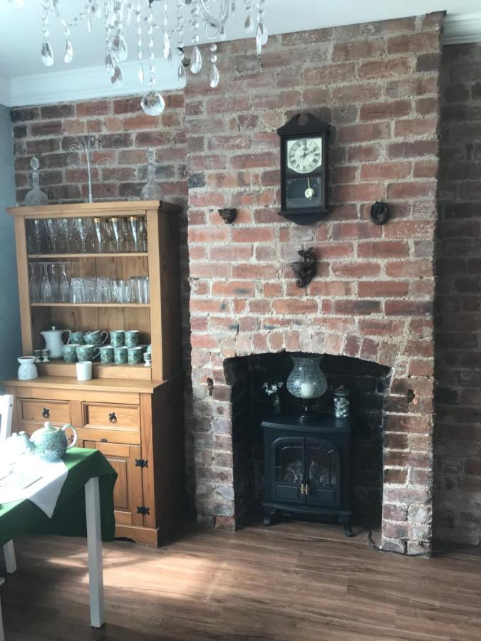Dale View Bed & Breakfast ホルムルック エクステリア 写真