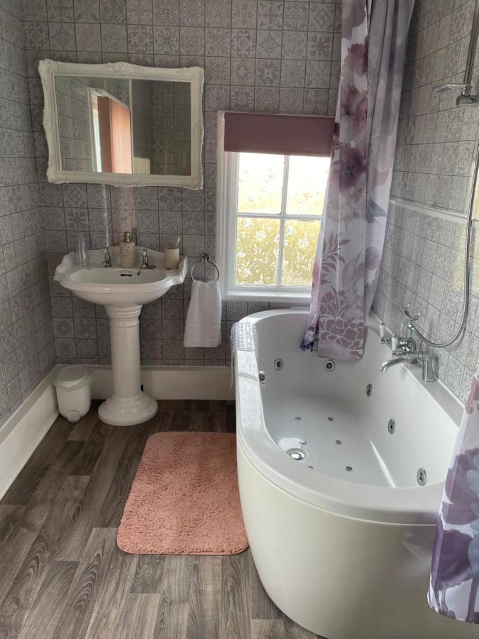 Dale View Bed & Breakfast ホルムルック エクステリア 写真